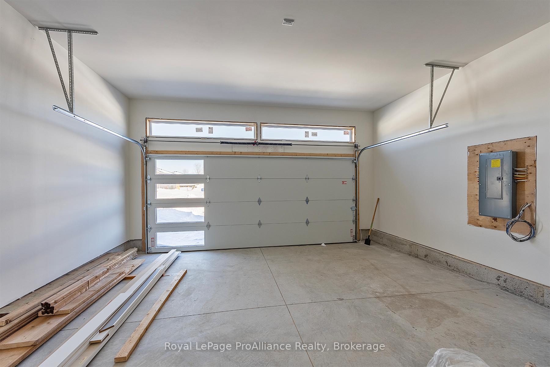 Photo 41 of 149 Mcdonough Crescent, Loyalist, Amherstview — HOMEH
