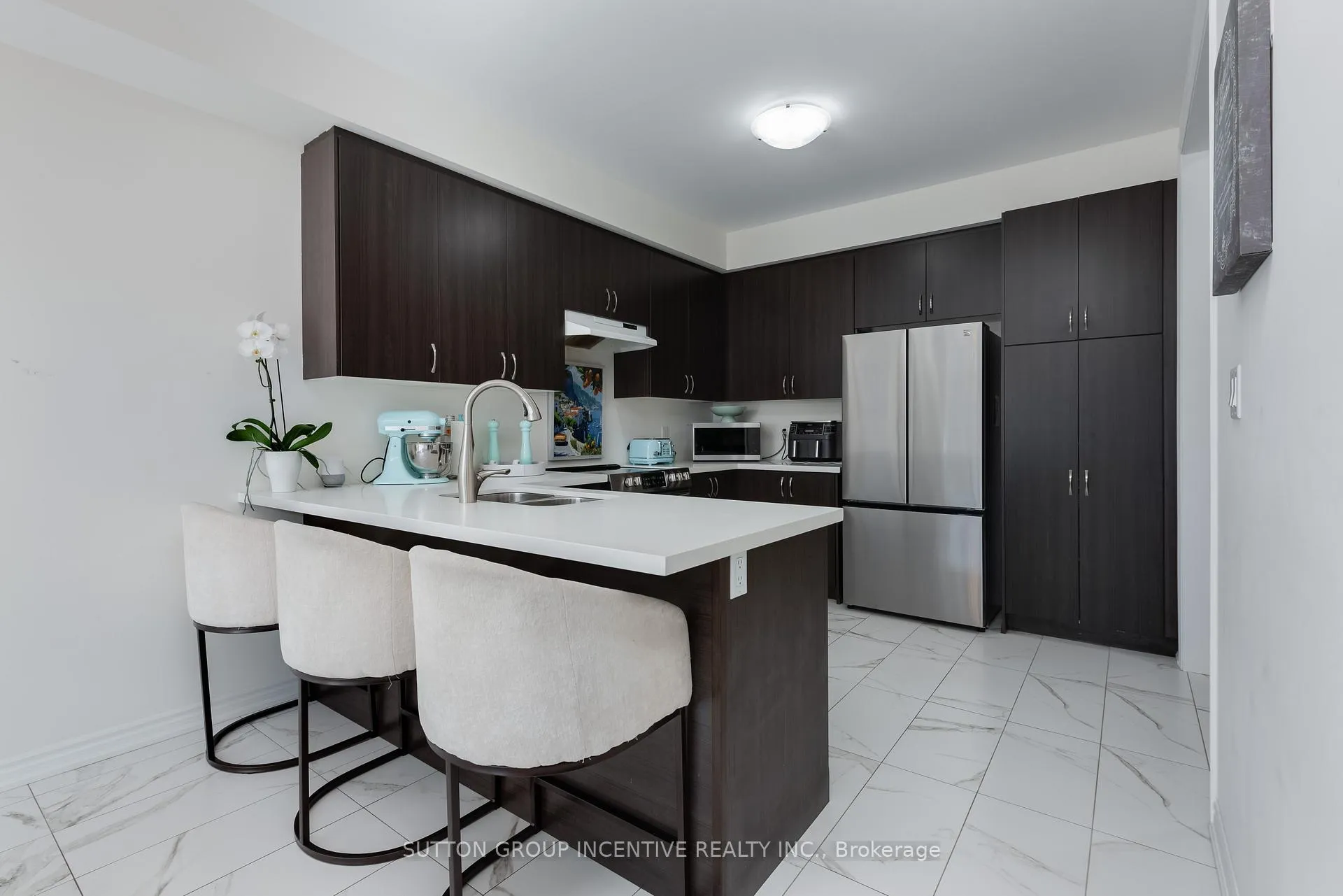 Photo 6 of 2271 Grainger Loop, Innisfil, Rural Innisfil — HOMEH
