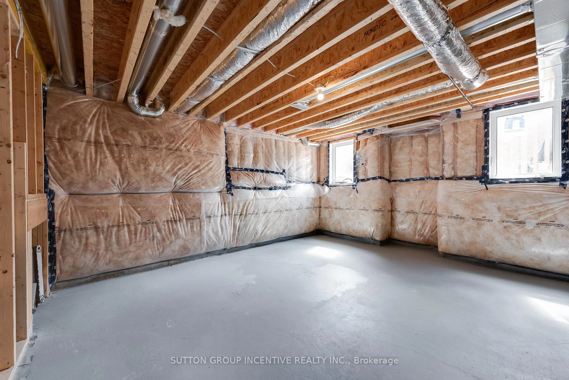Photo 29 of 2271 Grainger Loop, Innisfil, Rural Innisfil — HOMEH
