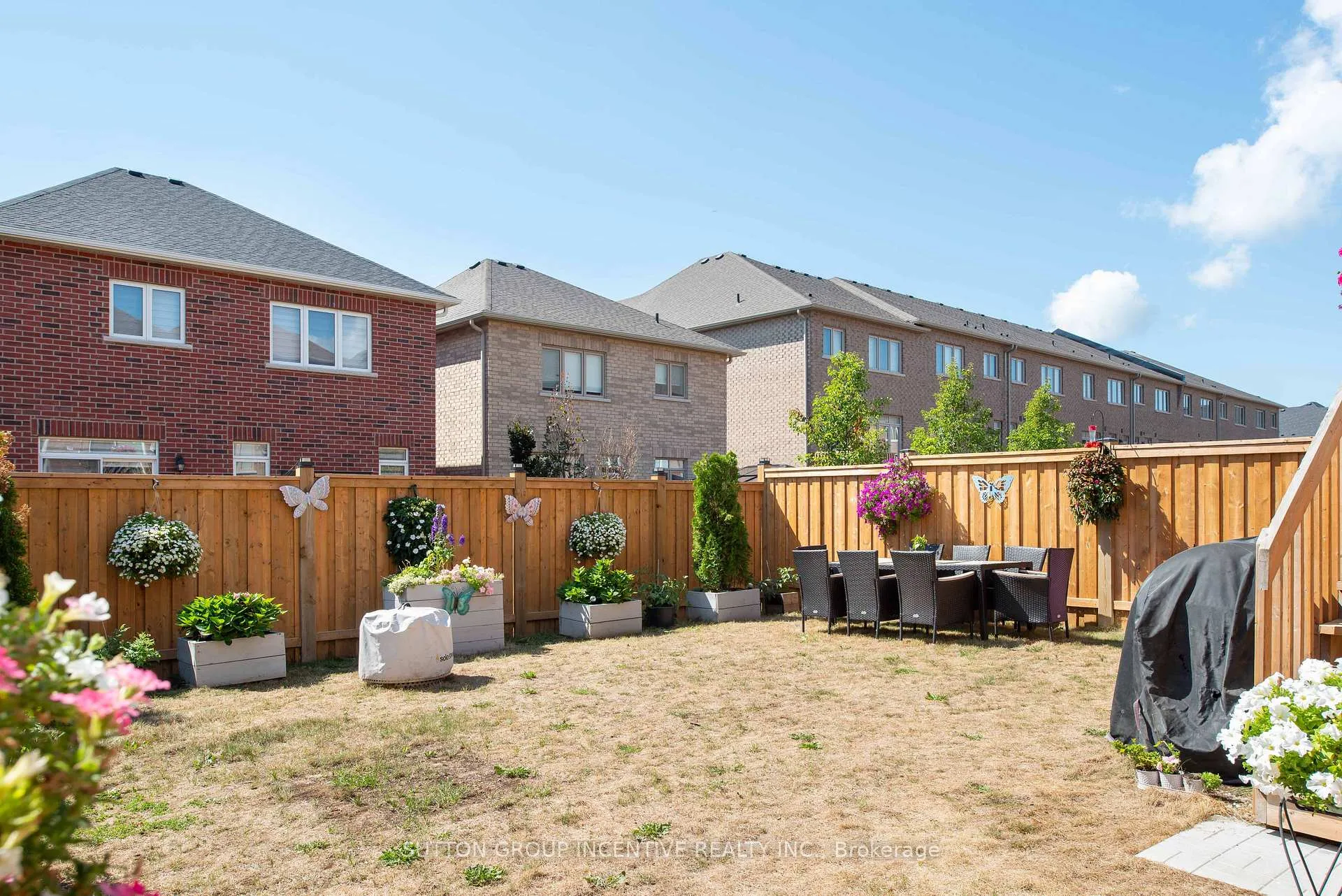 Photo 31 of 2271 Grainger Loop, Innisfil, Rural Innisfil — HOMEH