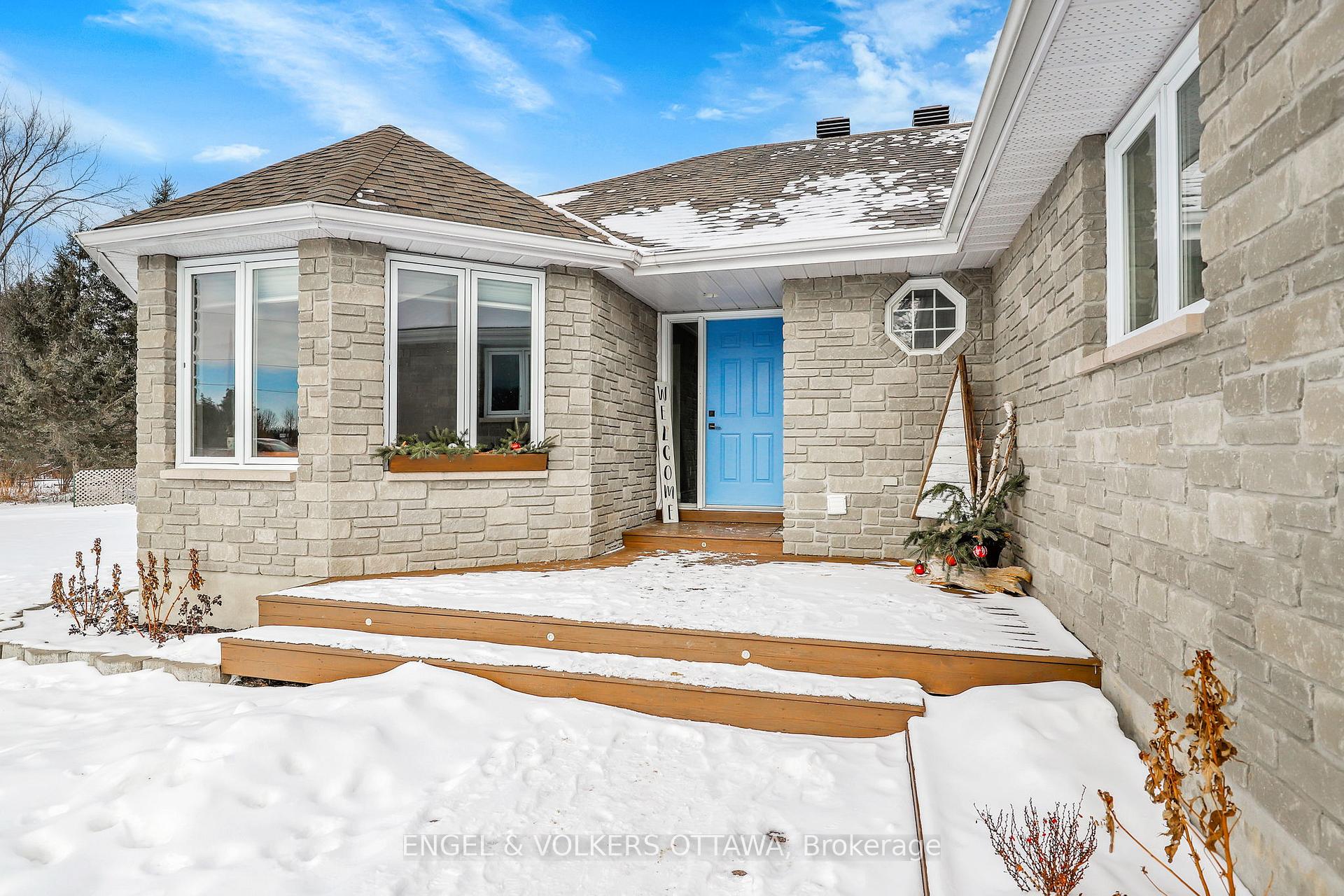 Photo 3 of 370 Duncan Drive, McNab/Braeside, Mcnab/Braeside Twps — HOMEH