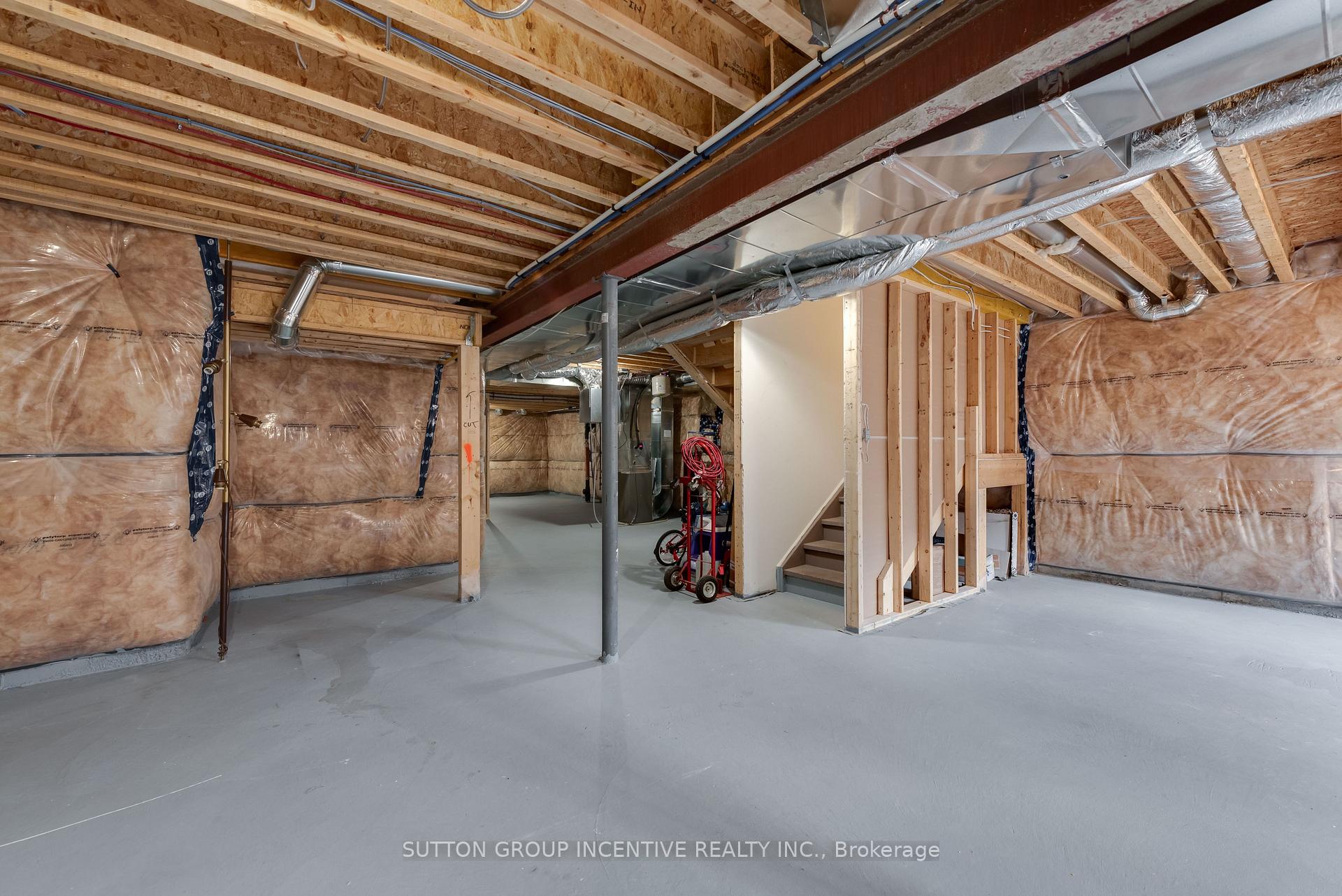 Photo 30 of 2271 Grainger Loop, Innisfil, Rural Innisfil — HOMEH