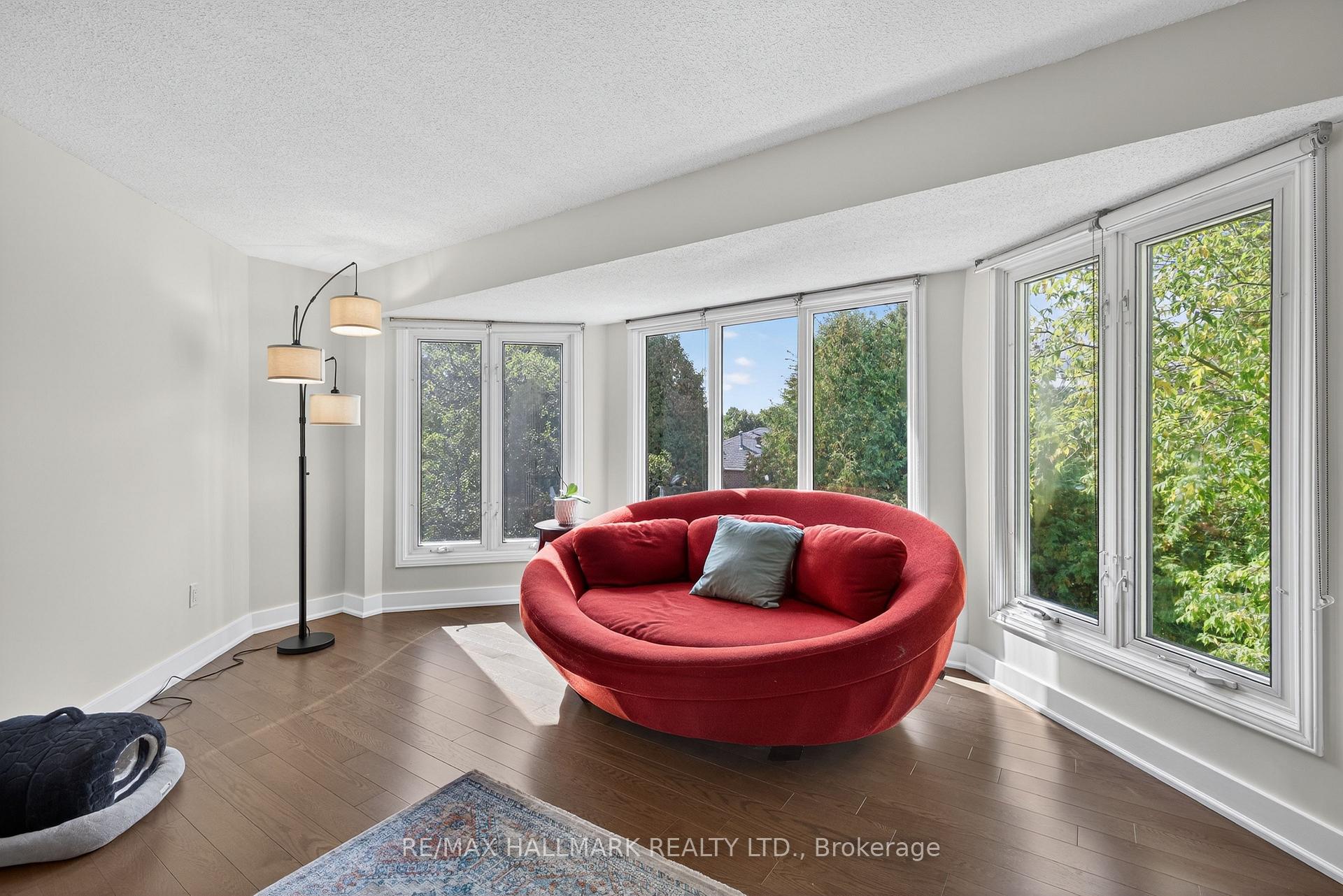 Photo 18 of 26 Stacey Crescent, Markham, Thornlea — HOMEH