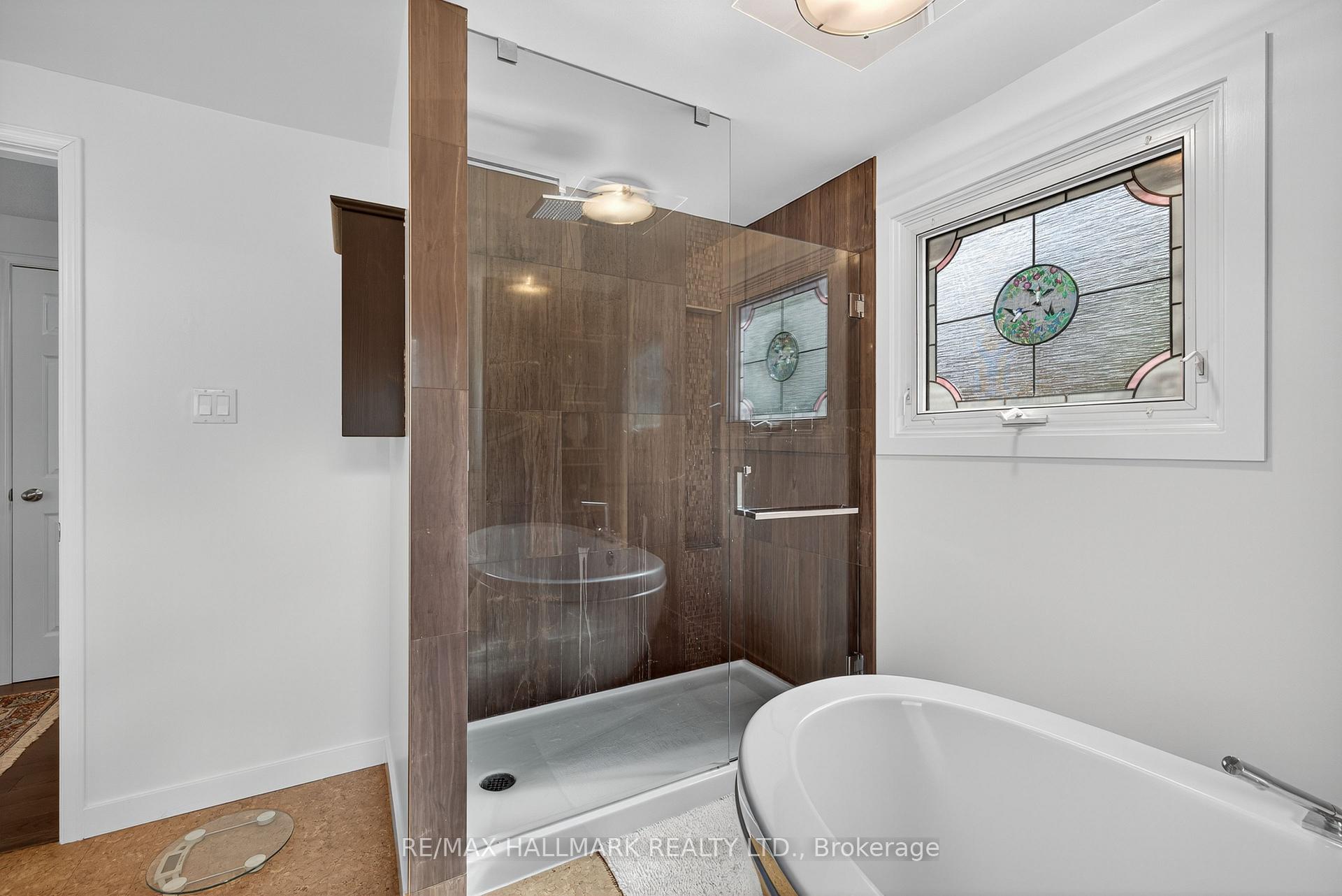 Photo 20 of 26 Stacey Crescent, Markham, Thornlea — HOMEH