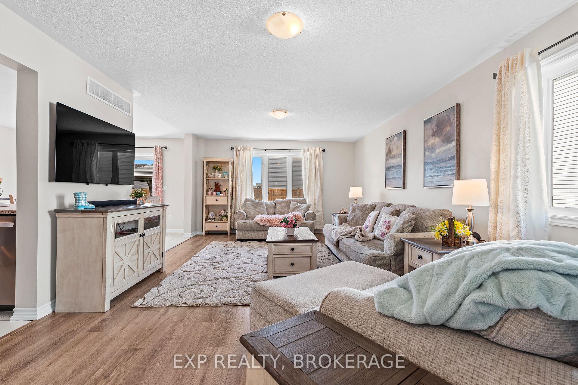 Photo 28 of 67 Brennan Crescent, Loyalist, Odessa — HOMEH