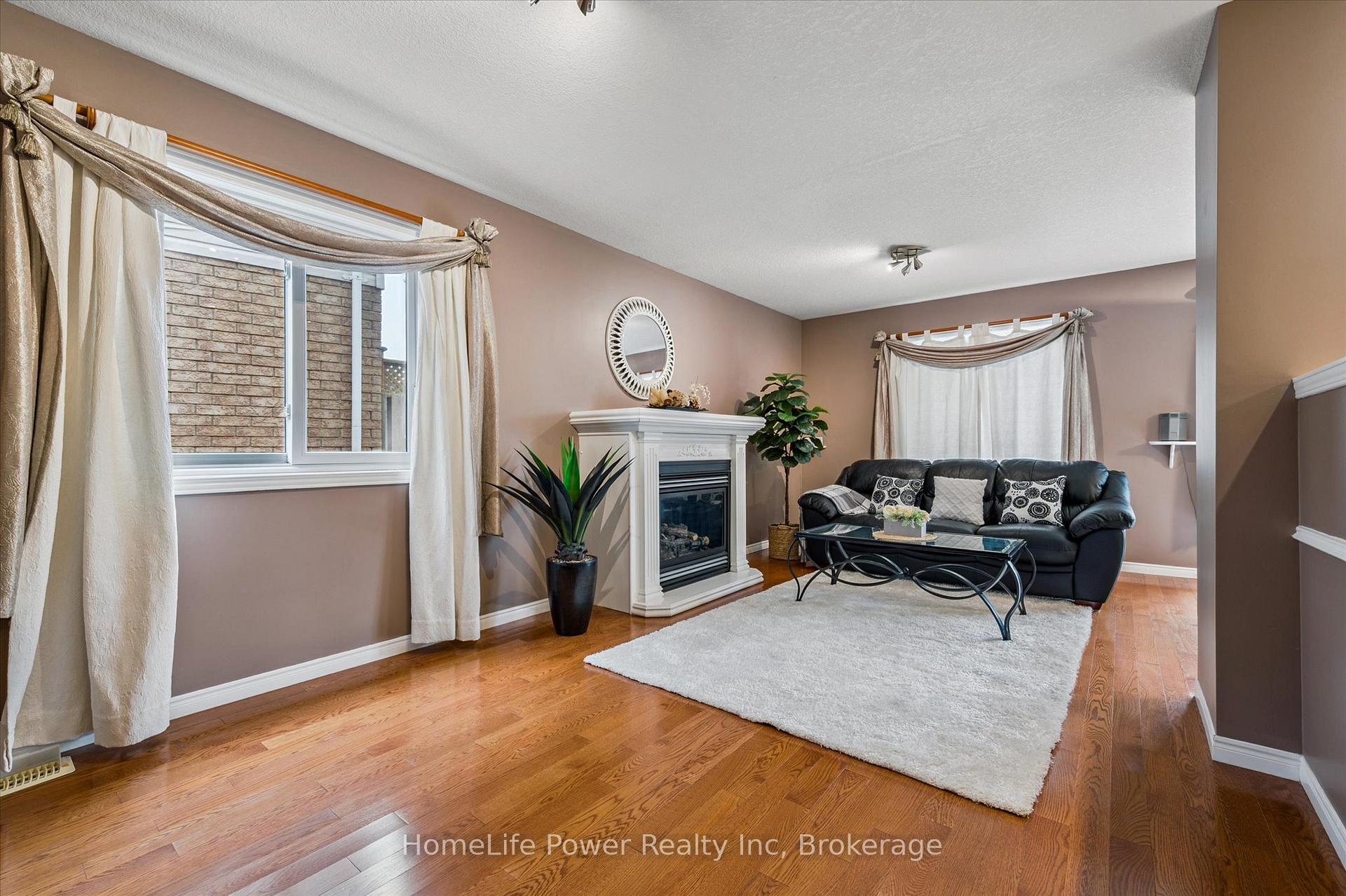 Photo 6 of 97 Marl Meadow Drive, Kitchener — HOMEH