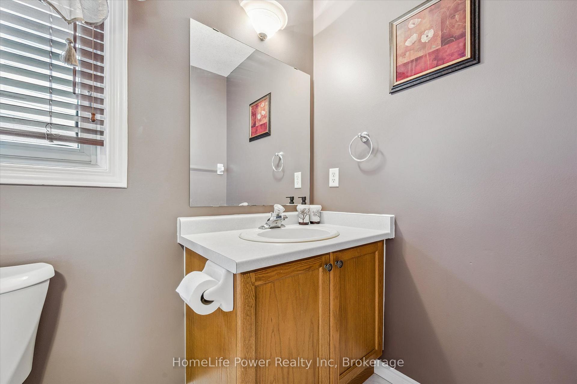 Photo 16 of 97 Marl Meadow Drive, Kitchener — HOMEH