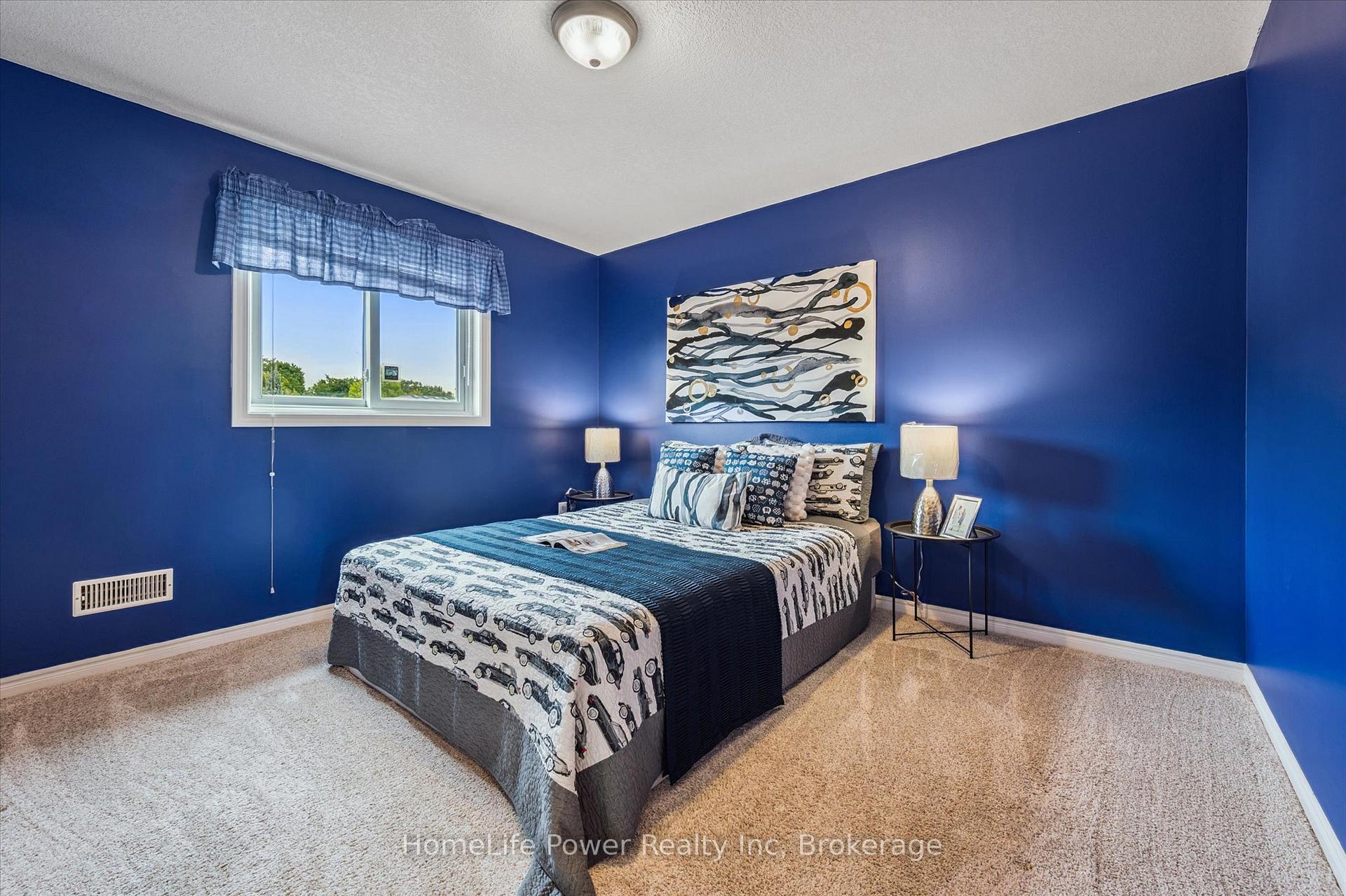 Photo 17 of 97 Marl Meadow Drive, Kitchener — HOMEH