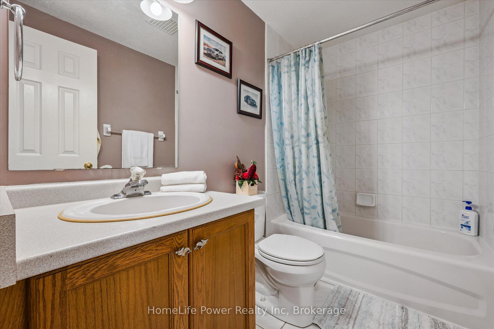 Photo 21 of 97 Marl Meadow Drive, Kitchener — HOMEH