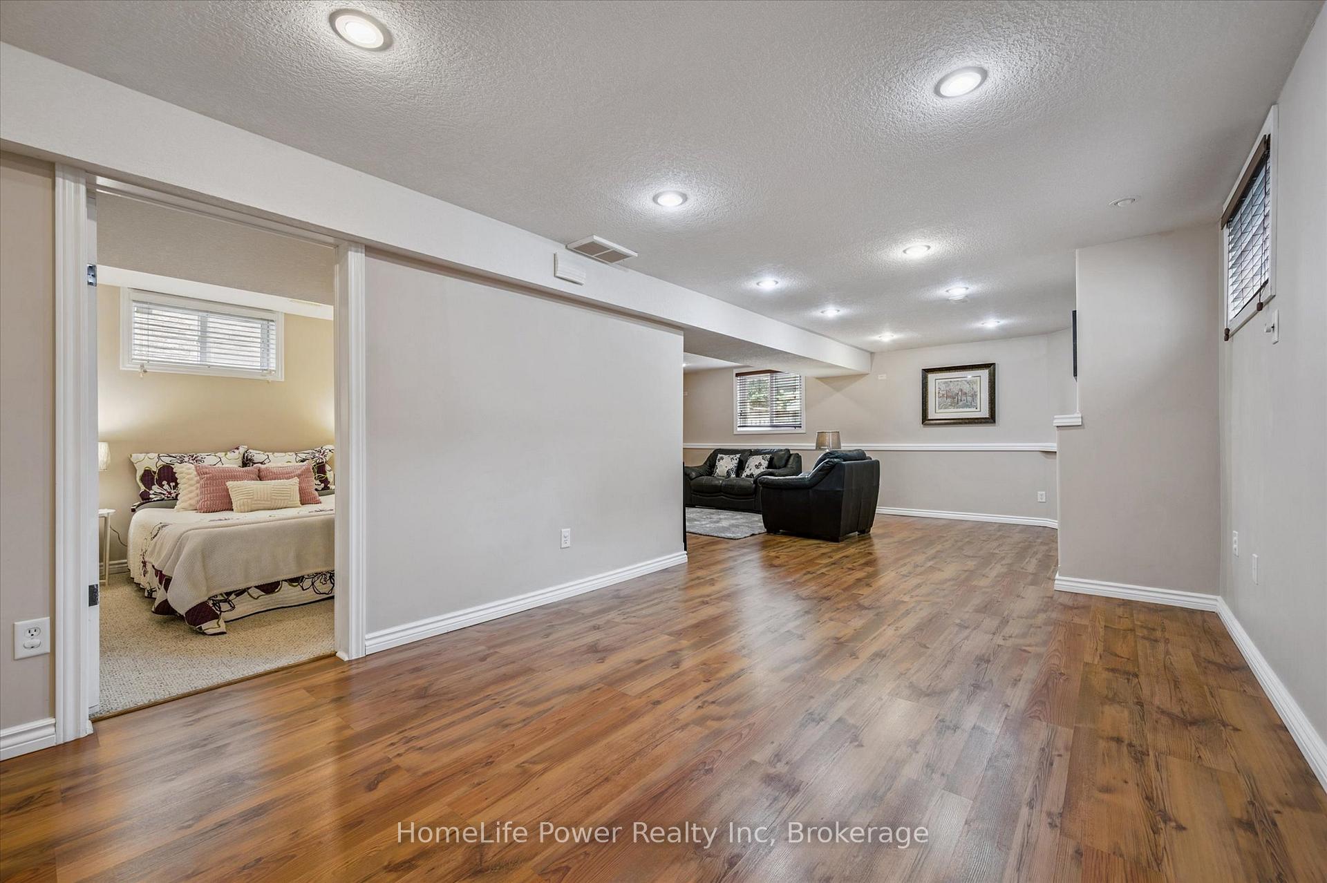 Photo 27 of 97 Marl Meadow Drive, Kitchener — HOMEH