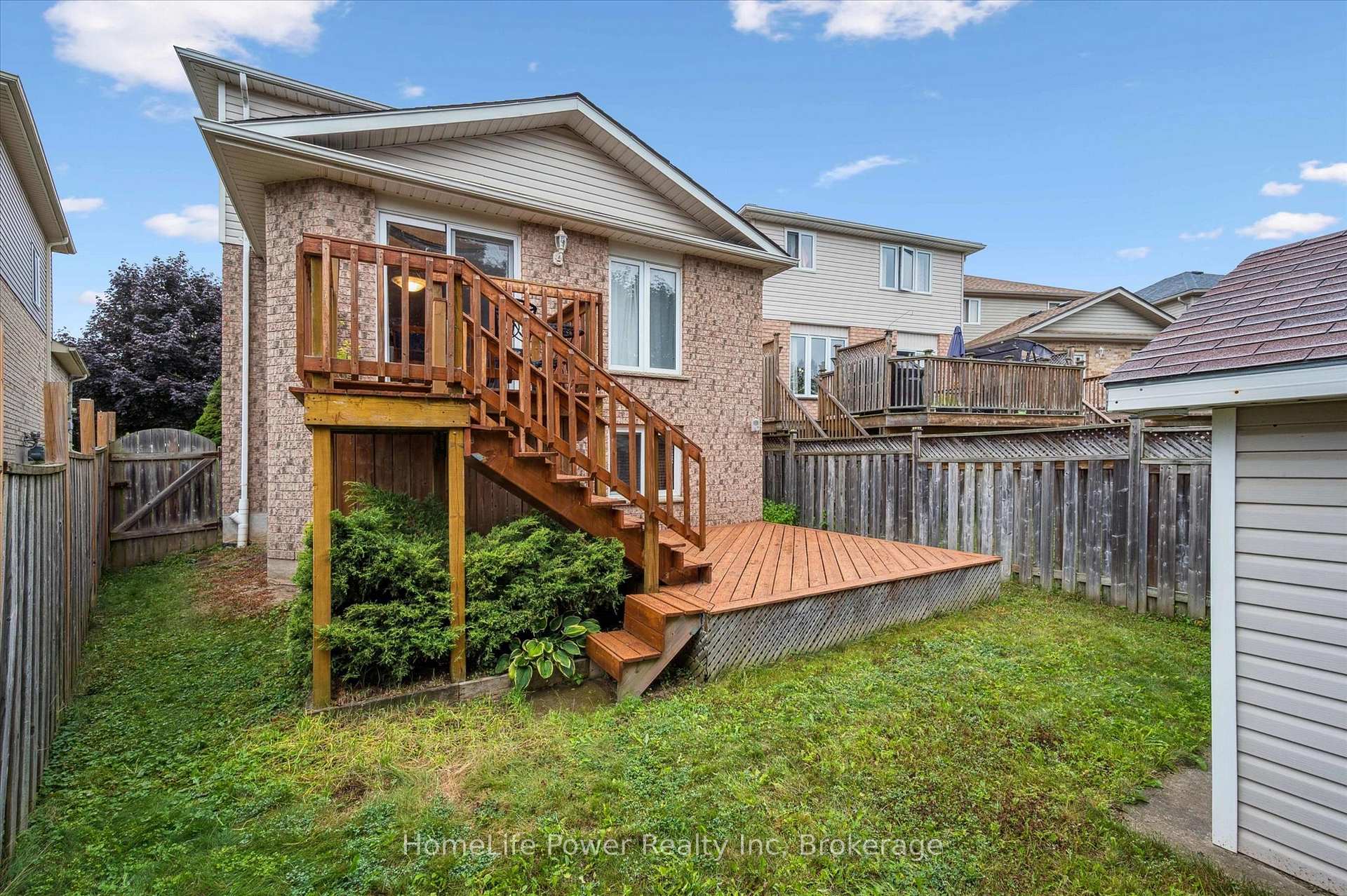 Photo 40 of 97 Marl Meadow Drive, Kitchener — HOMEH