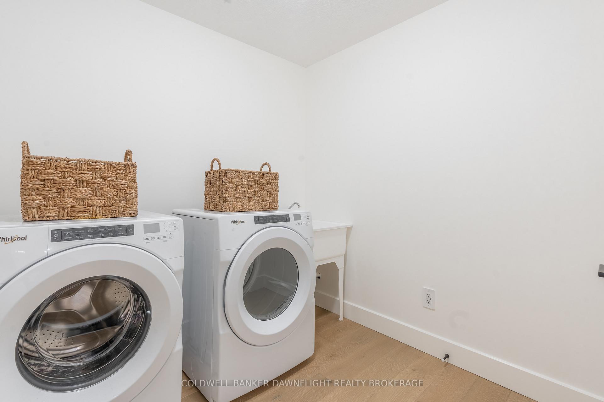 Photo 21 of Unit 51, 147 Scotts Drive, Lucan Biddulph, Lucan — HOMEH