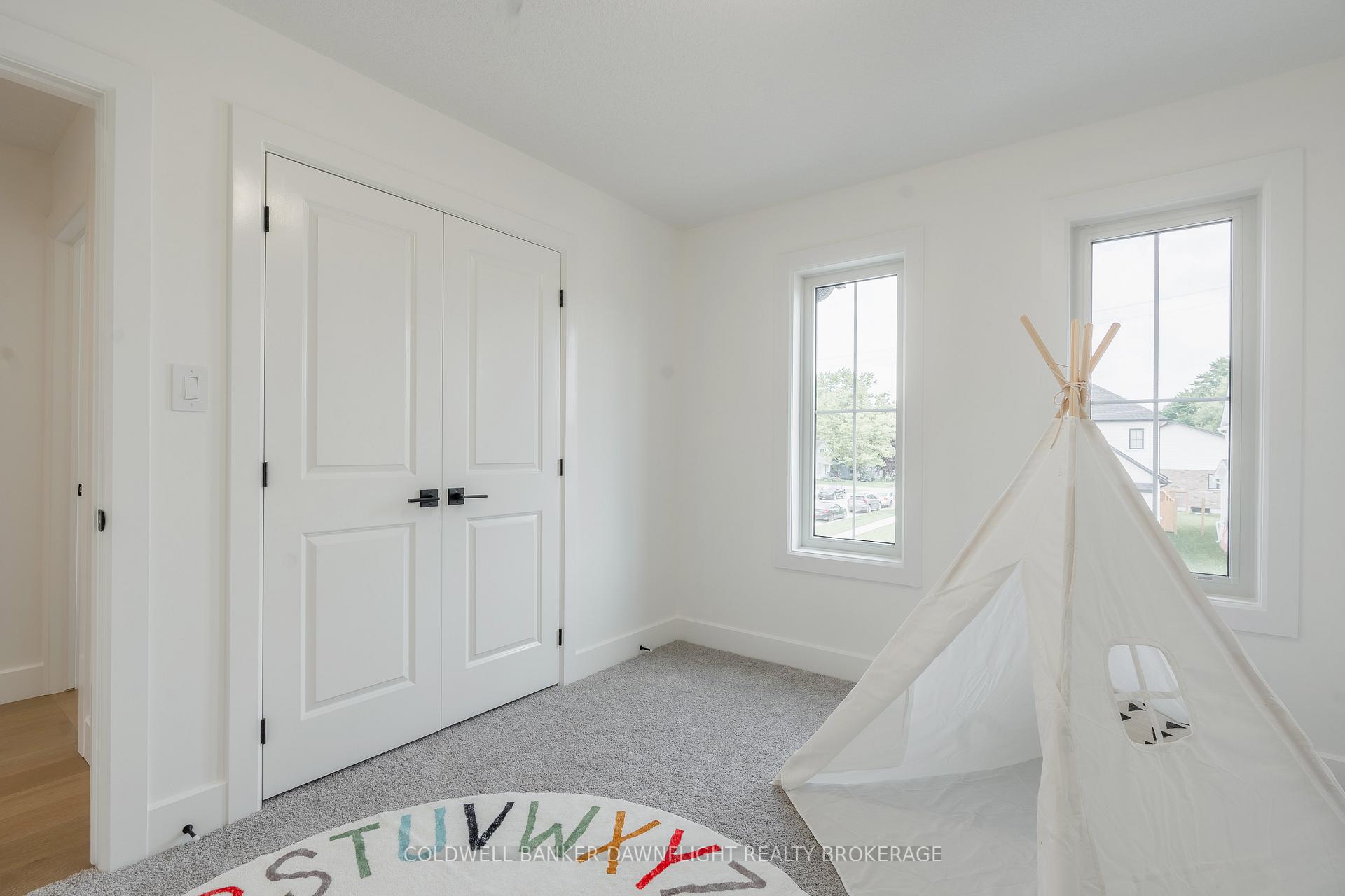 Photo 24 of Unit 51, 147 Scotts Drive, Lucan Biddulph, Lucan — HOMEH