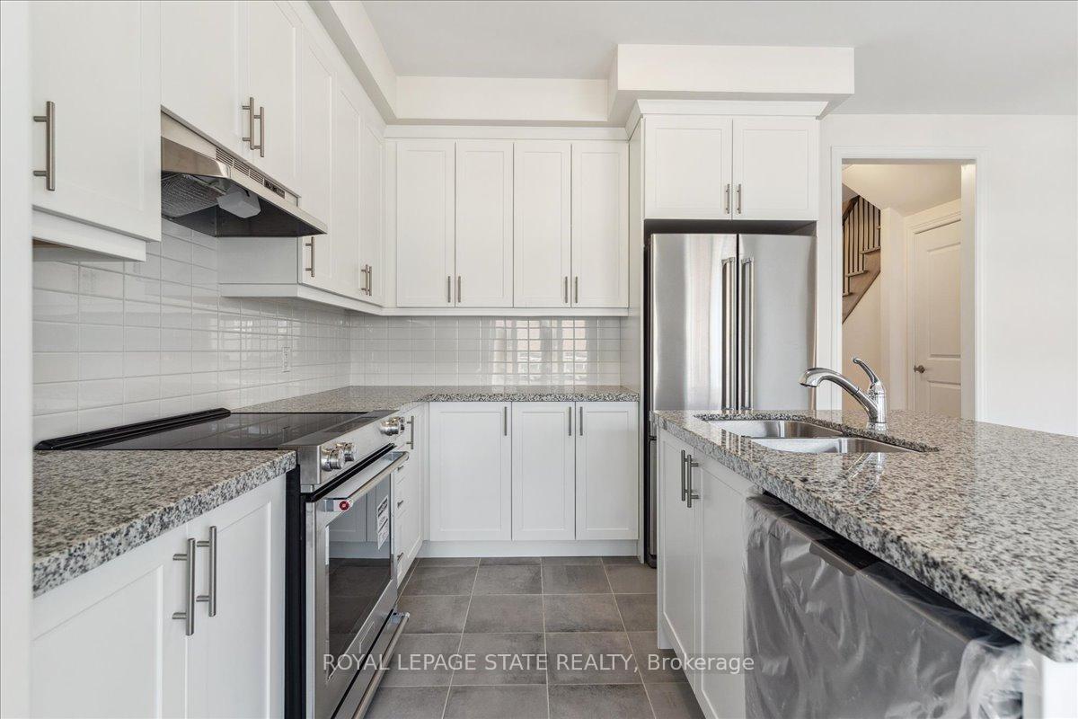 Photo 14 of 1069 Garner Road E, Hamilton, Meadowlands — HOMEH