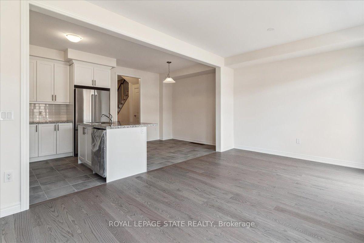 Photo 18 of 1069 Garner Road E, Hamilton, Meadowlands — HOMEH