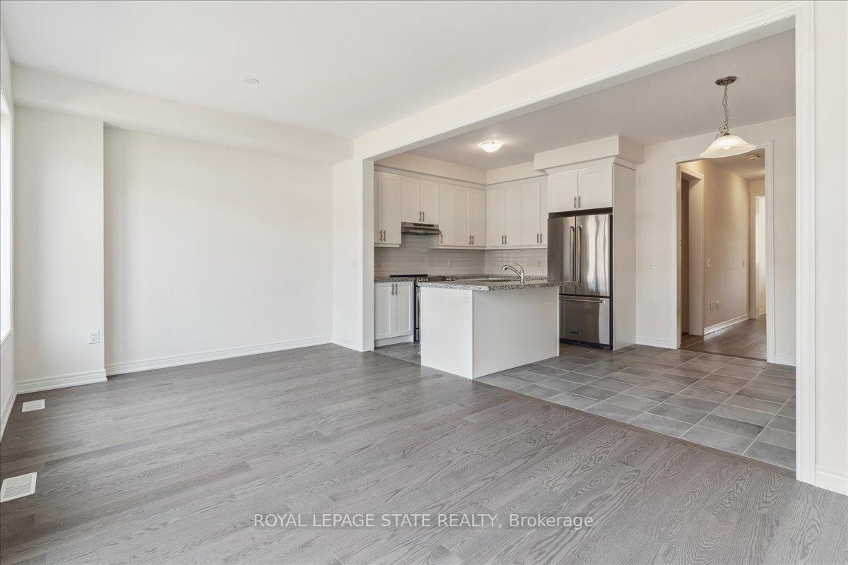 Photo 20 of 1069 Garner Road E, Hamilton, Meadowlands — HOMEH
