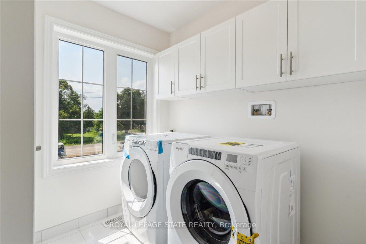 Photo 23 of 1069 Garner Road E, Hamilton, Meadowlands — HOMEH