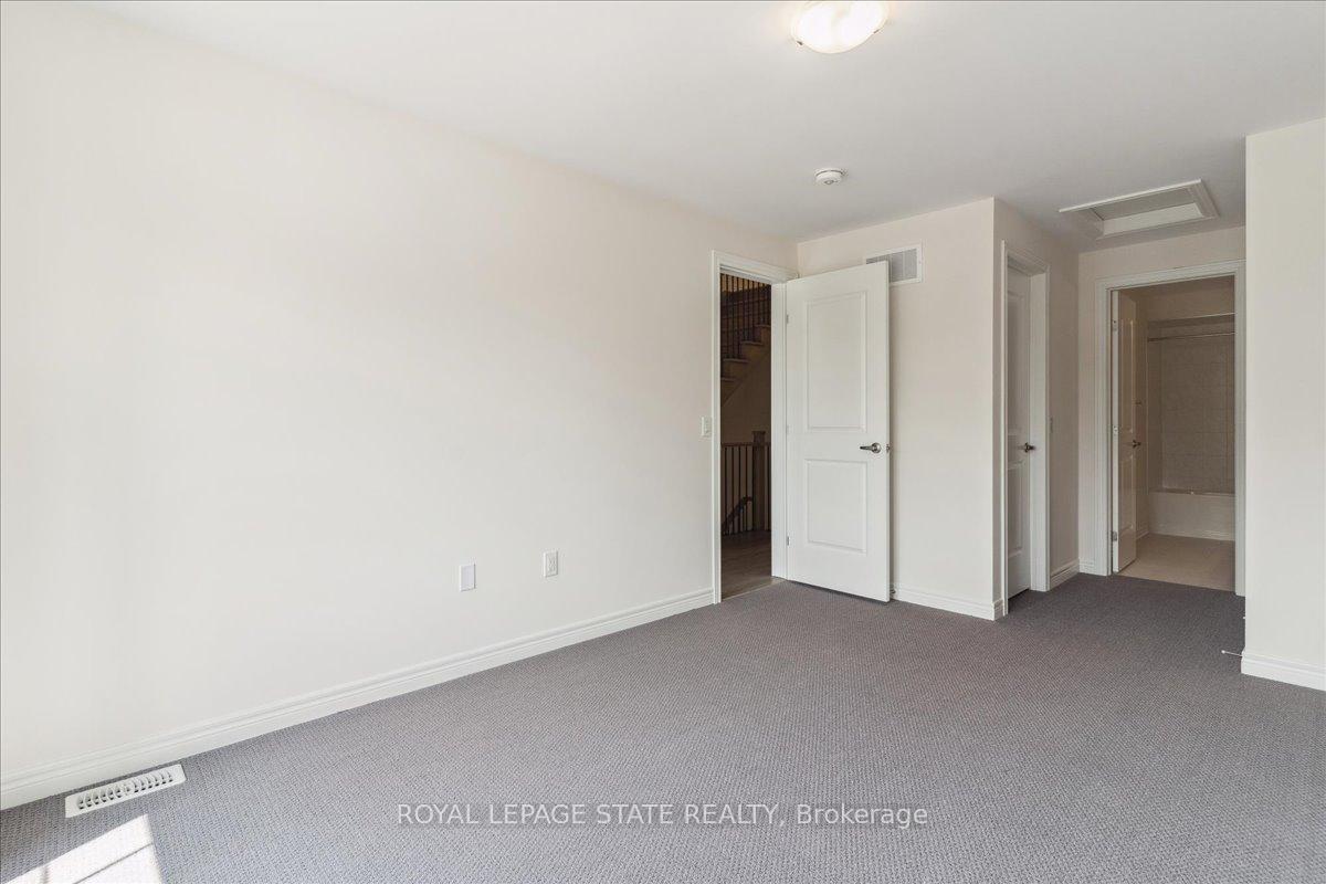 Photo 25 of 1069 Garner Road E, Hamilton, Meadowlands — HOMEH