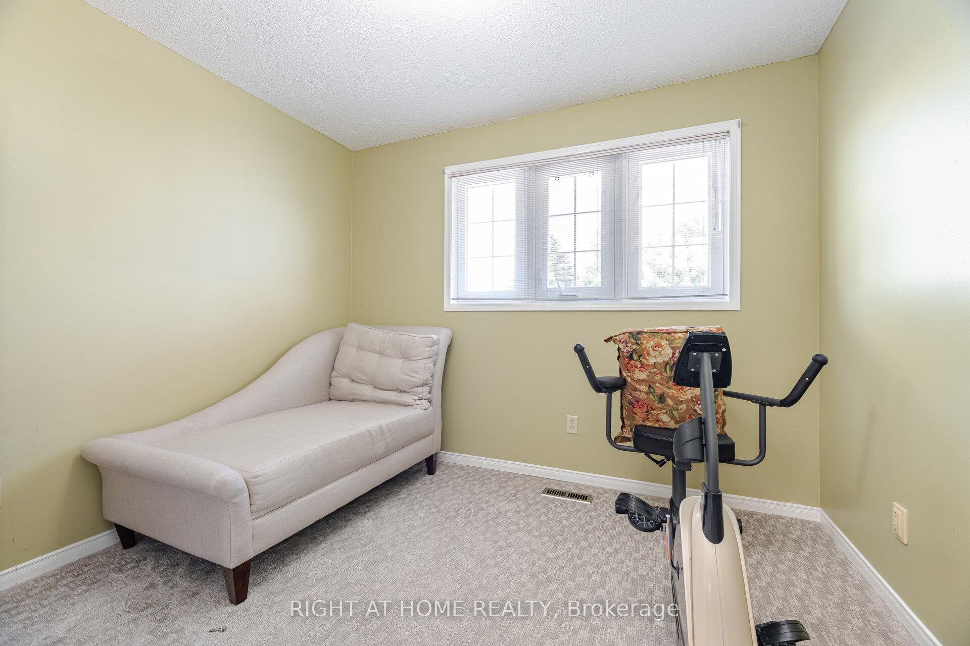 Photo 27 of 20 Erla Court, Markham, Middlefield — HOMEH