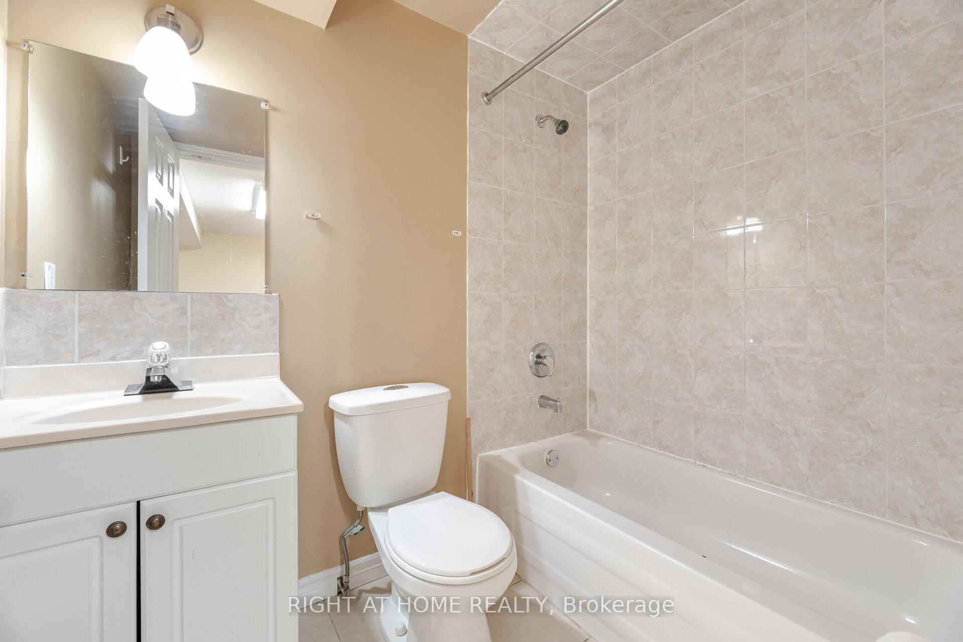 Photo 41 of 20 Erla Court, Markham, Middlefield — HOMEH