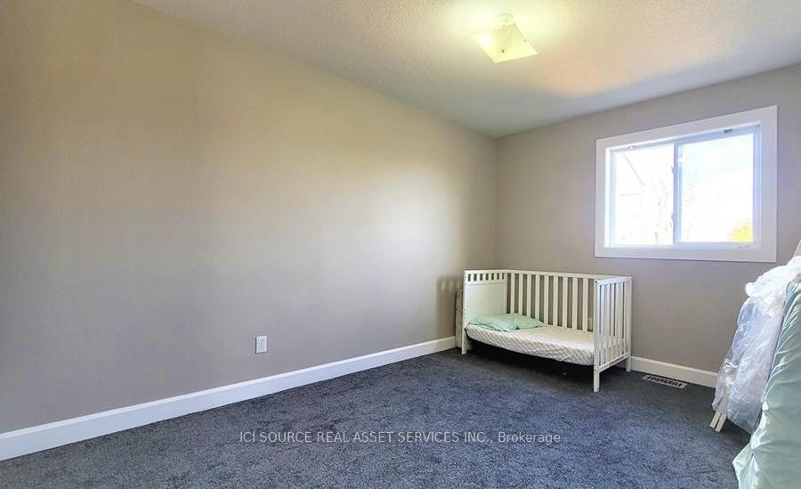 Photo 9 of 33 Tobermory Crescent, Ottawa, Kanata - Morgan's Grant/South March — HOMEH