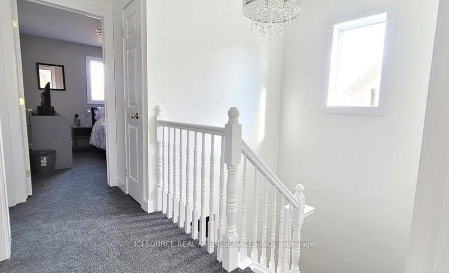 Photo 15 of 33 Tobermory Crescent, Ottawa, Kanata - Morgan's Grant/South March — HOMEH