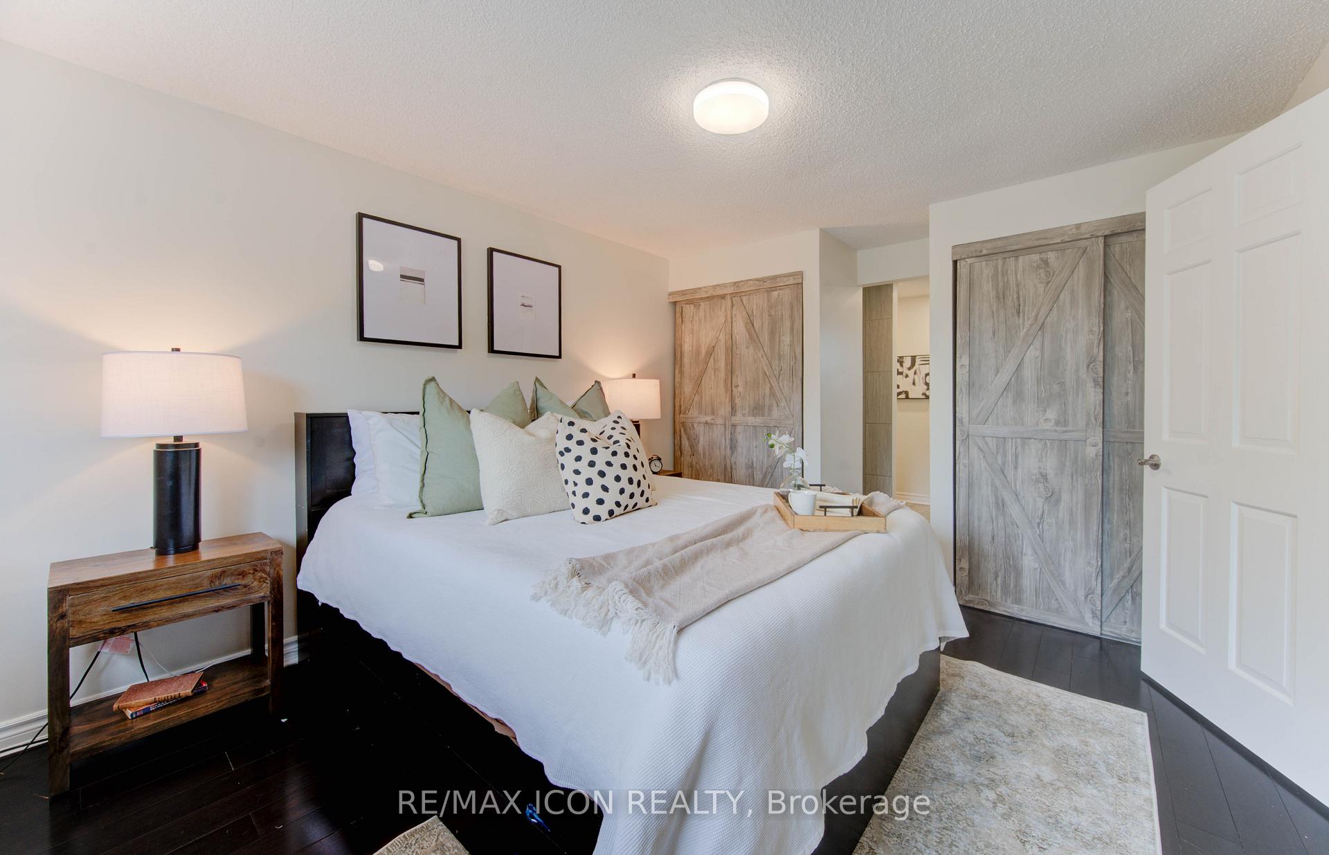Photo 20 of 43 Winding Way, Kitchener — HOMEH