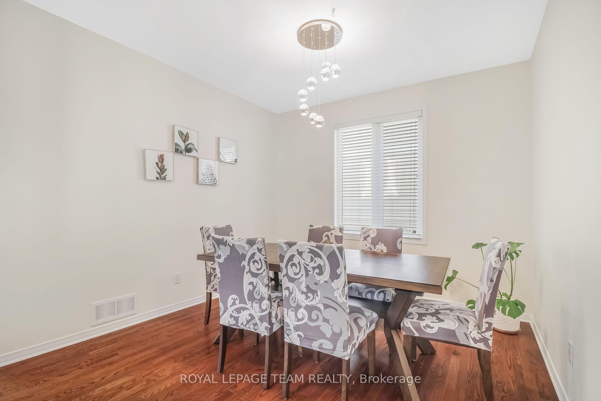 Photo 15 of 204 Applecross Crescent, Ottawa, Kanata - Morgan's Grant/South March — HOMEH