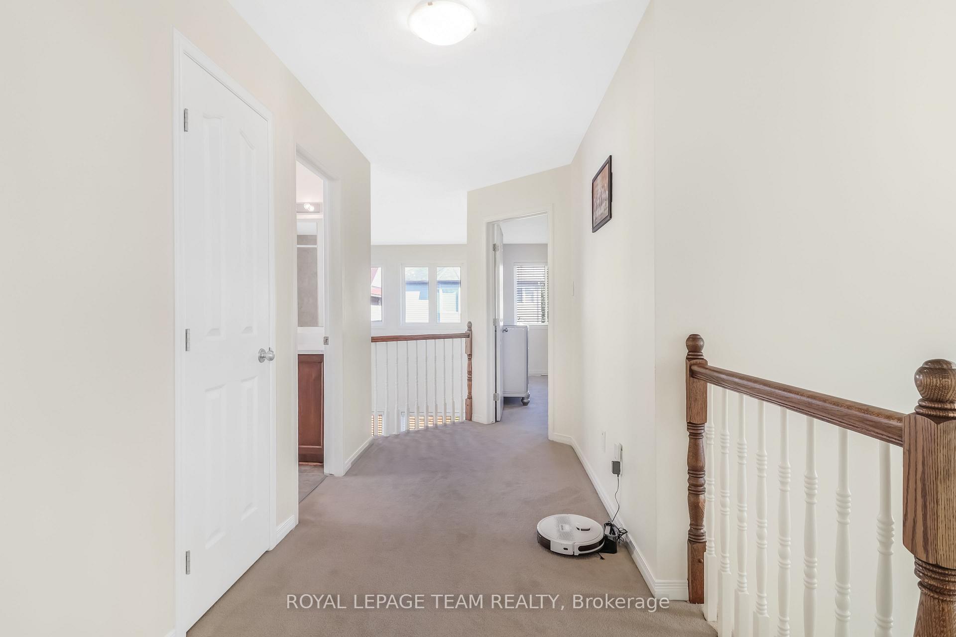 Photo 23 of 204 Applecross Crescent, Ottawa, Kanata - Morgan's Grant/South March — HOMEH