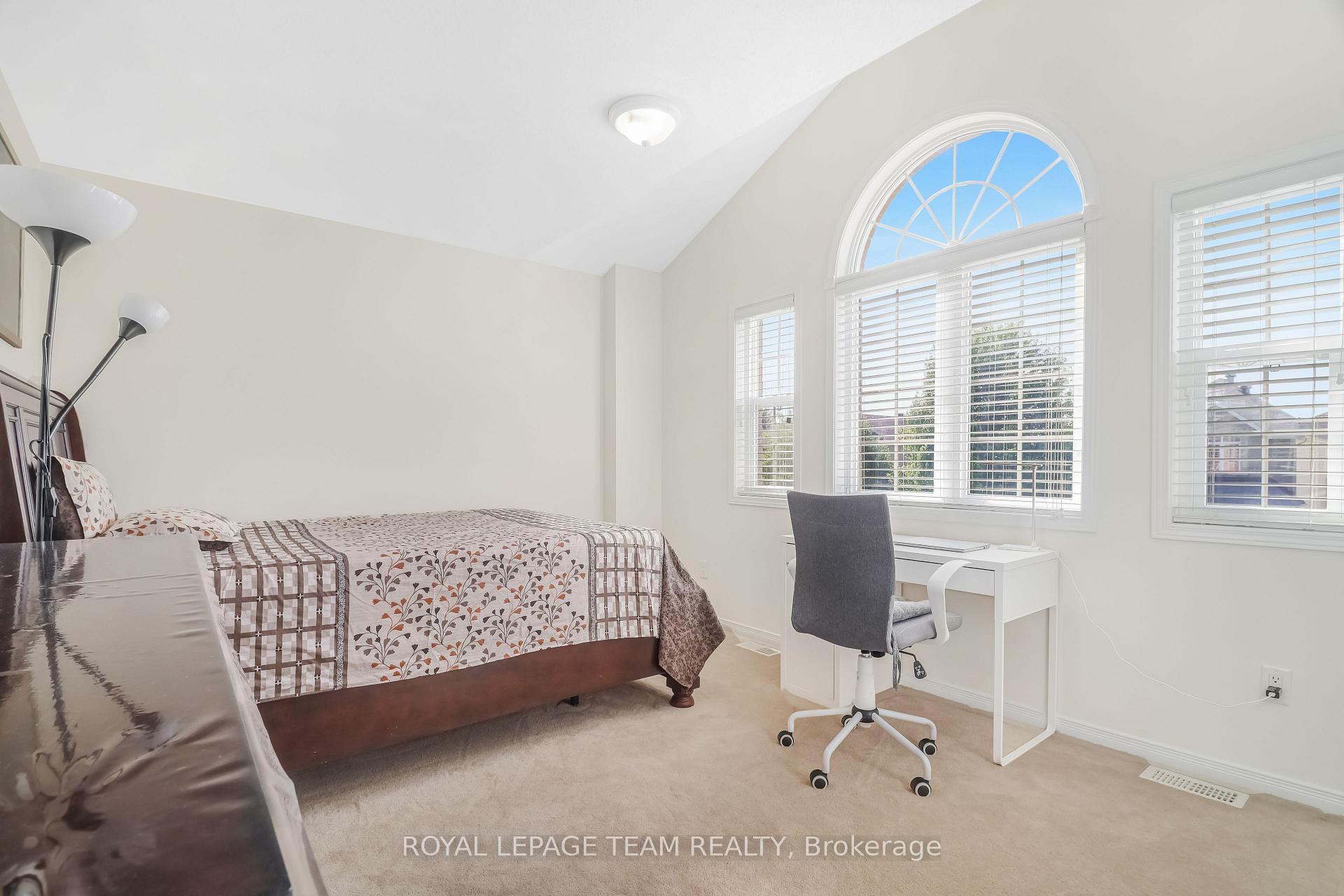 Photo 28 of 204 Applecross Crescent, Ottawa, Kanata - Morgan's Grant/South March — HOMEH