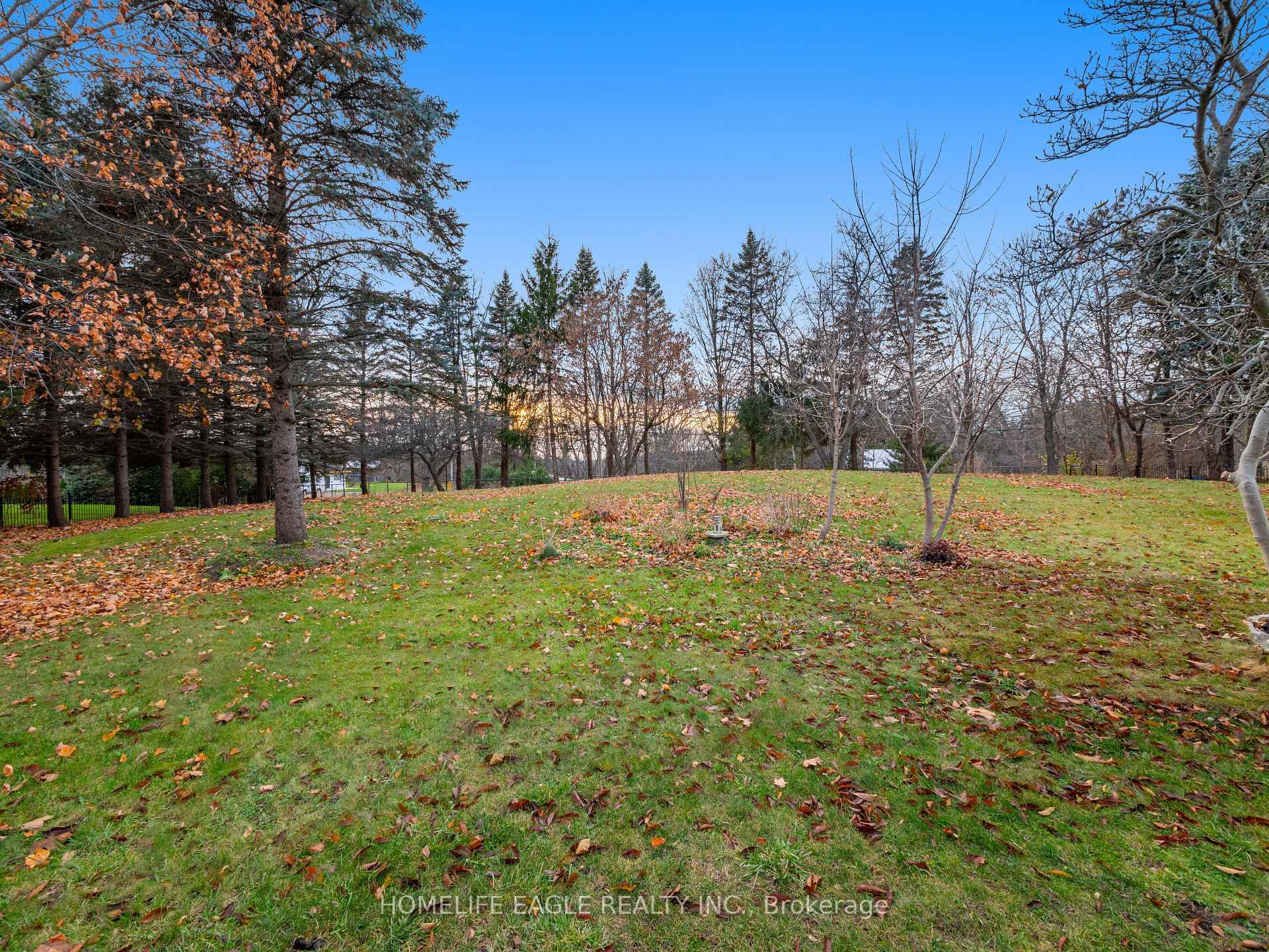 Photo 26 of 28 Rolling Court, King, Rural King — HOMEH