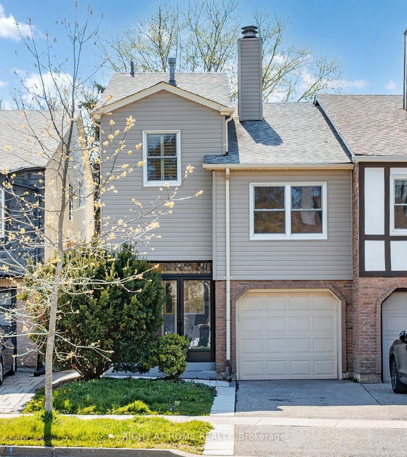 Photo 1 of 94 Reginald Crescent, Markham, Markham Village — HOMEH