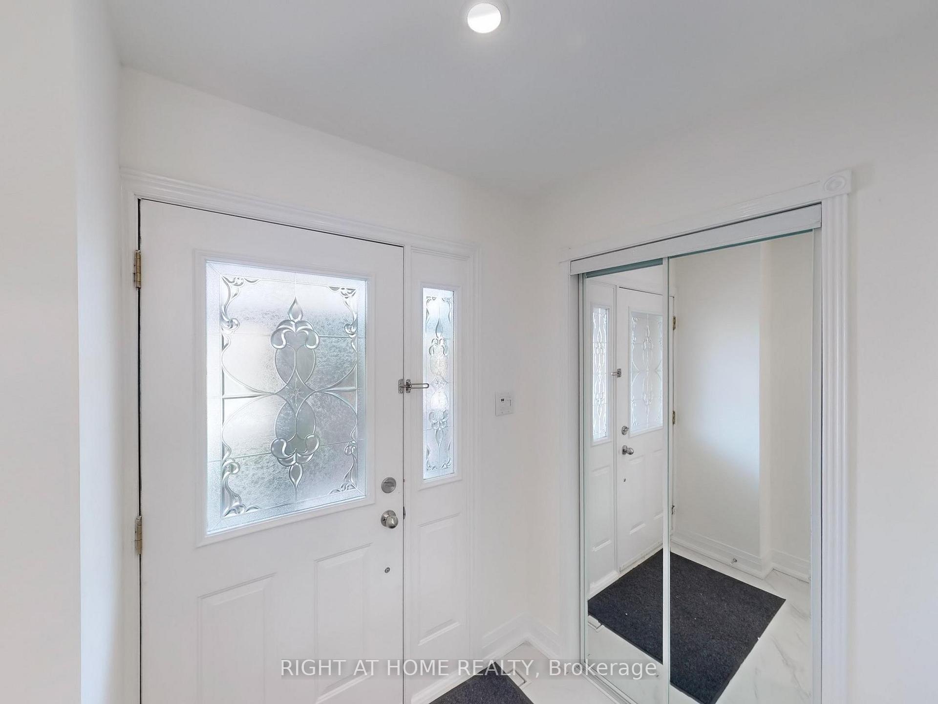 Photo 2 of 94 Reginald Crescent, Markham, Markham Village — HOMEH