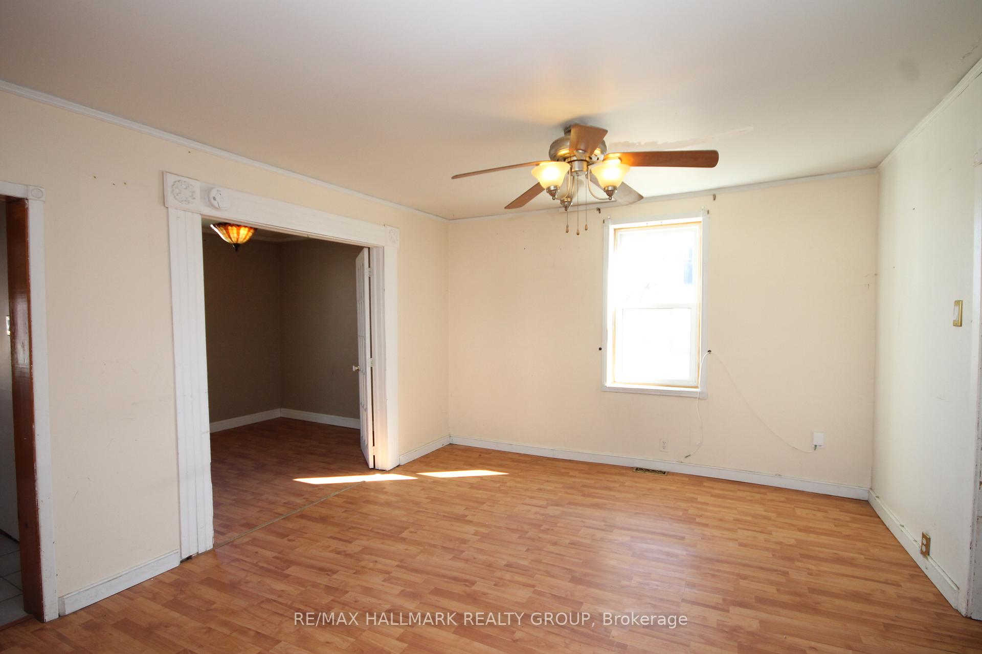 Photo 5 of 923 Center Street, McNab/Braeside, Mcnab/Braeside Twps — HOMEH
