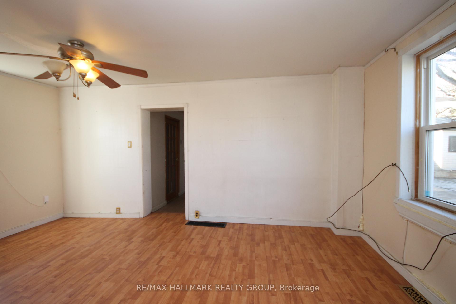 Photo 6 of 923 Center Street, McNab/Braeside, Mcnab/Braeside Twps — HOMEH
