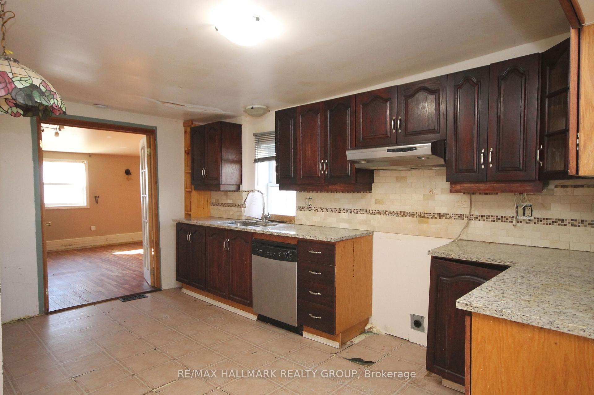 Photo 8 of 923 Center Street, McNab/Braeside, Mcnab/Braeside Twps — HOMEH