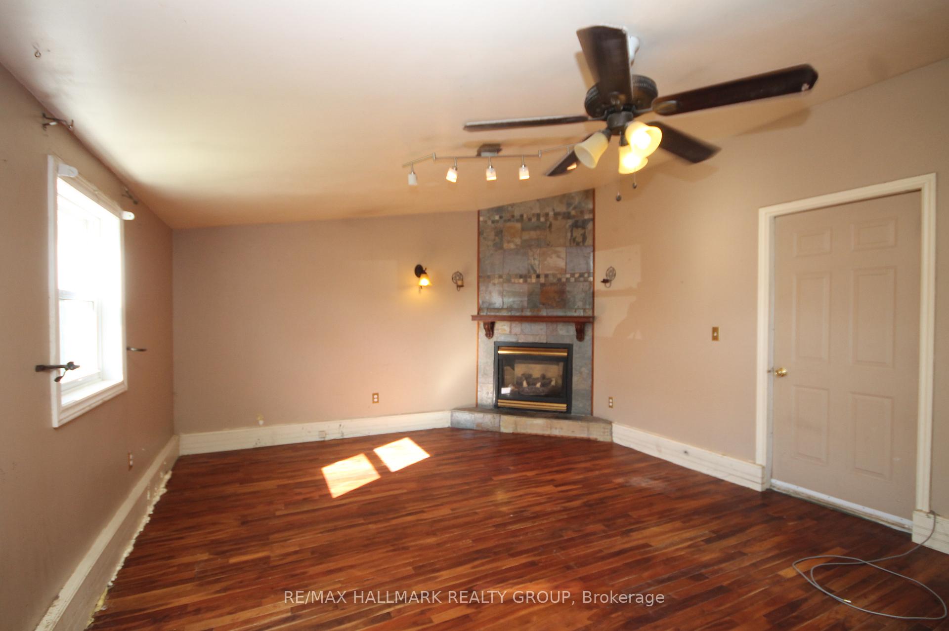 Photo 11 of 923 Center Street, McNab/Braeside, Mcnab/Braeside Twps — HOMEH