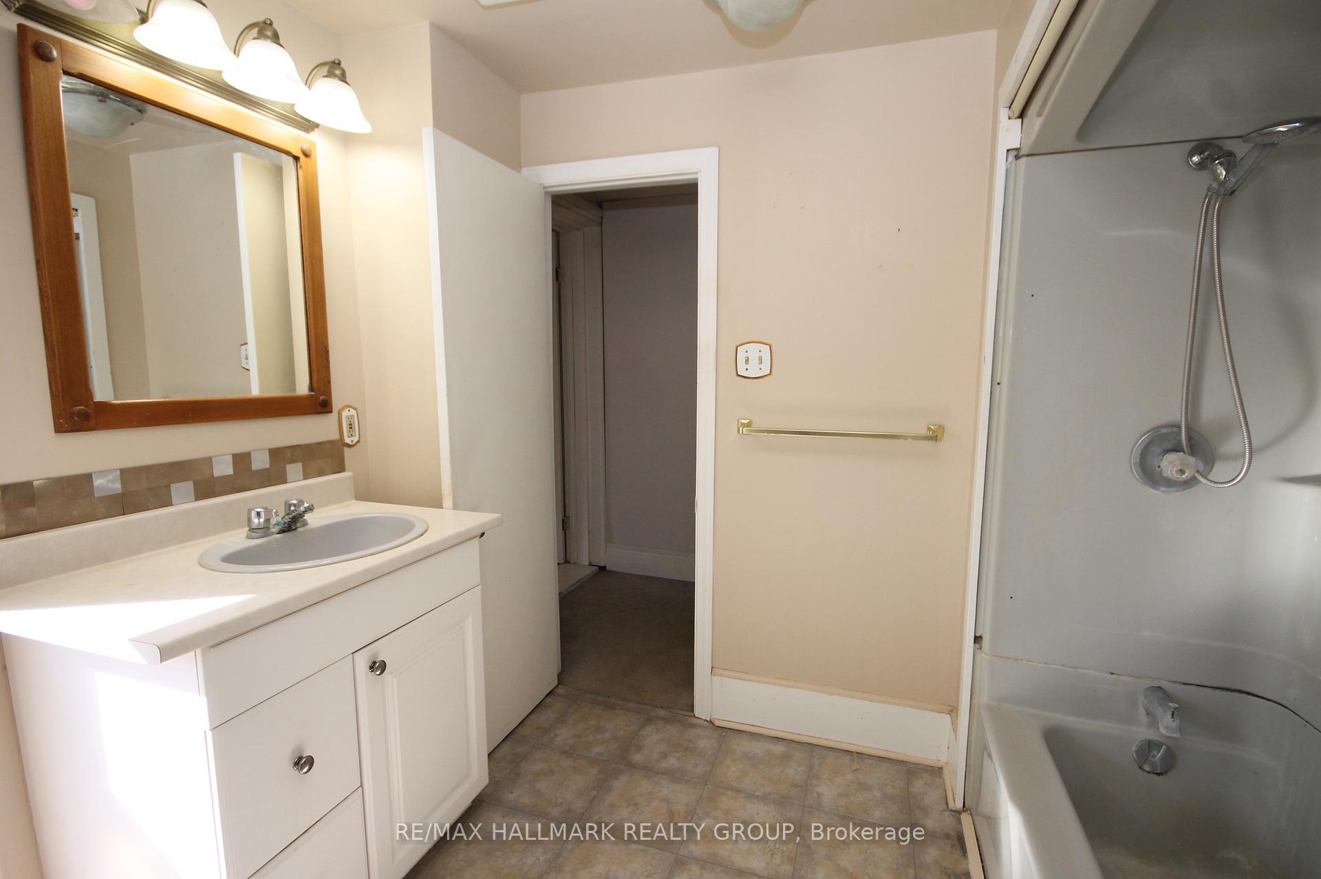 Photo 15 of 923 Center Street, McNab/Braeside, Mcnab/Braeside Twps — HOMEH