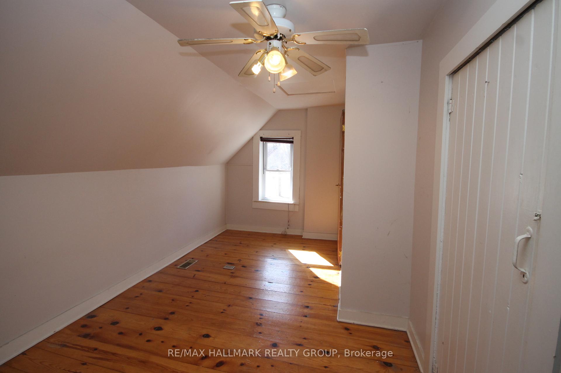 Photo 16 of 923 Center Street, McNab/Braeside, Mcnab/Braeside Twps — HOMEH