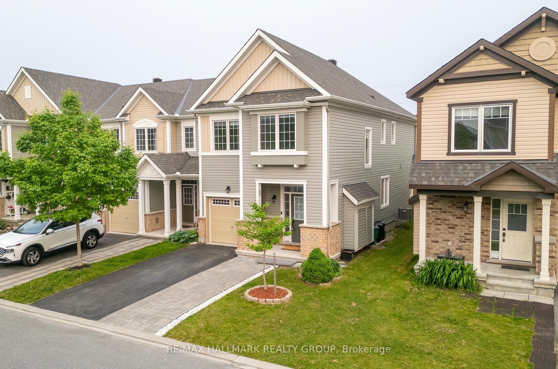 Photo 2 of 223 Conifer Creek Circle, Ottawa, Kanata - Emerald Meadows/Trailwest — HOMEH