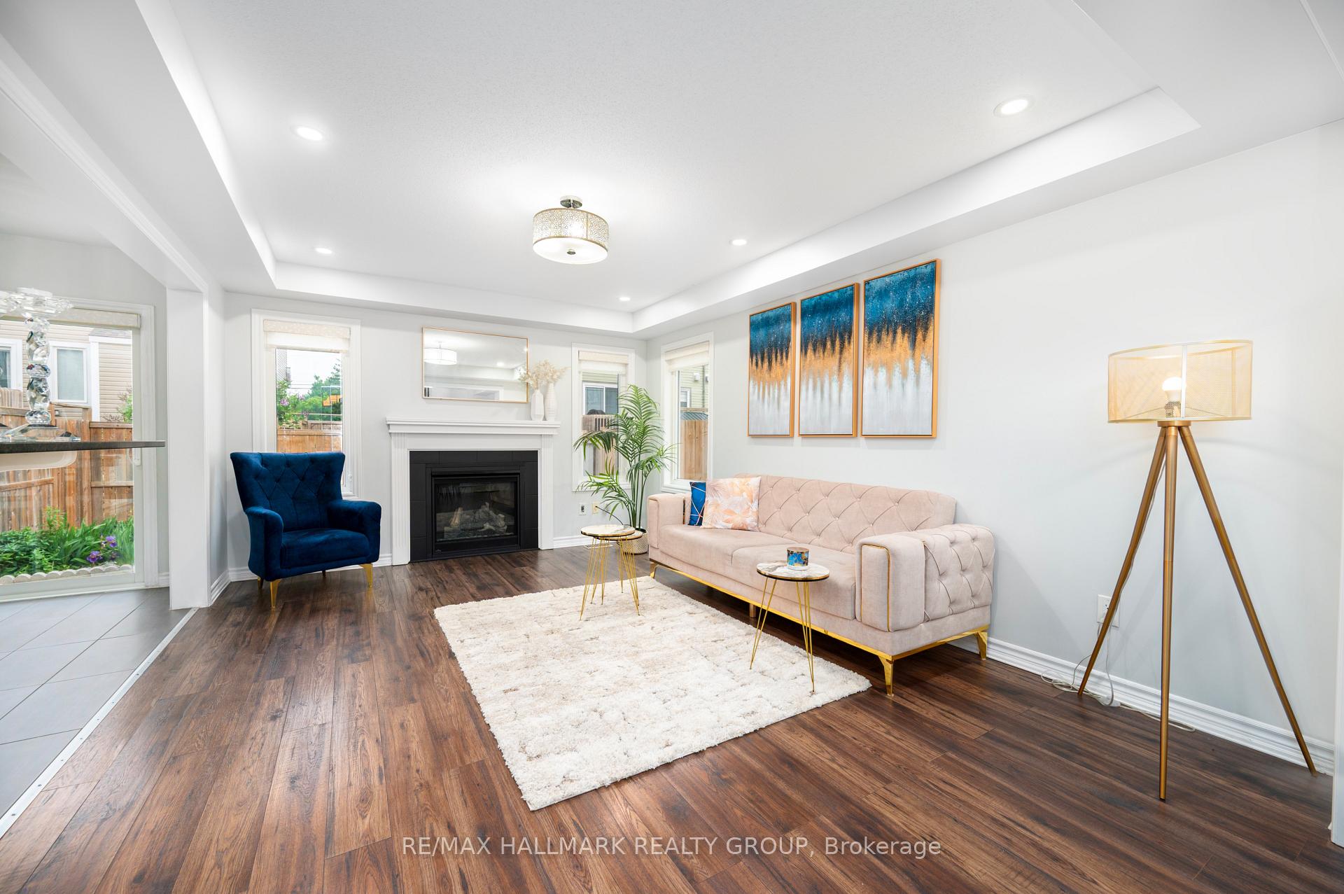 Photo 7 of 223 Conifer Creek Circle, Ottawa, Kanata - Emerald Meadows/Trailwest — HOMEH
