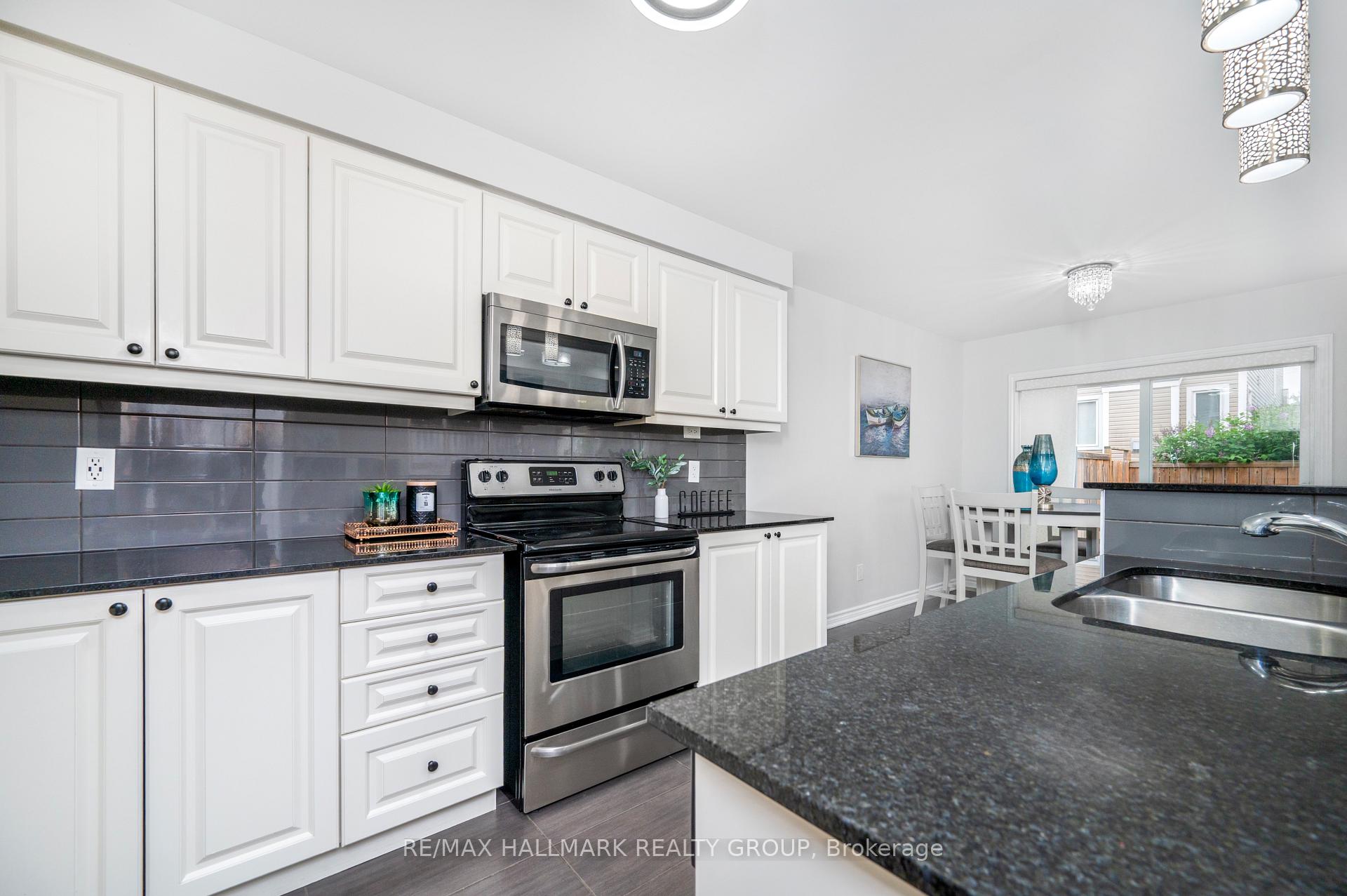 Photo 13 of 223 Conifer Creek Circle, Ottawa, Kanata - Emerald Meadows/Trailwest — HOMEH