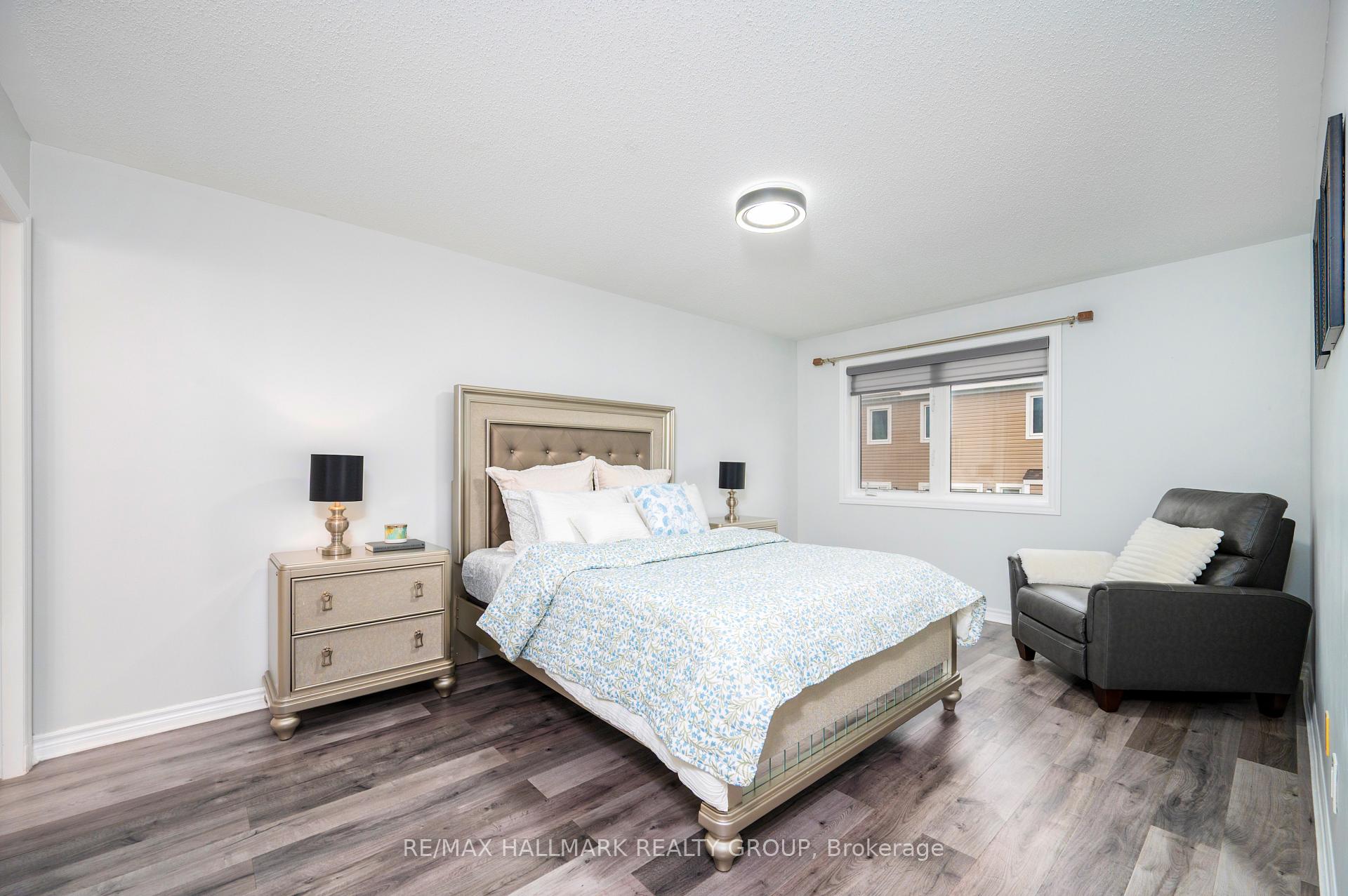 Photo 22 of 223 Conifer Creek Circle, Ottawa, Kanata - Emerald Meadows/Trailwest — HOMEH