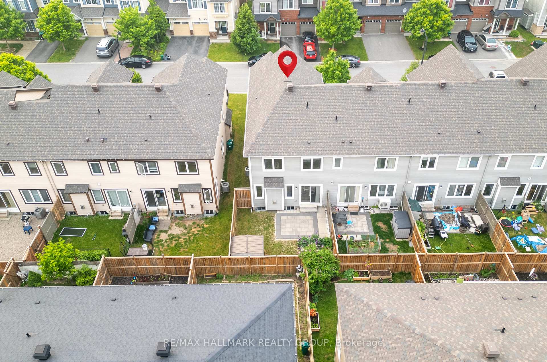 Photo 33 of 223 Conifer Creek Circle, Ottawa, Kanata - Emerald Meadows/Trailwest — HOMEH