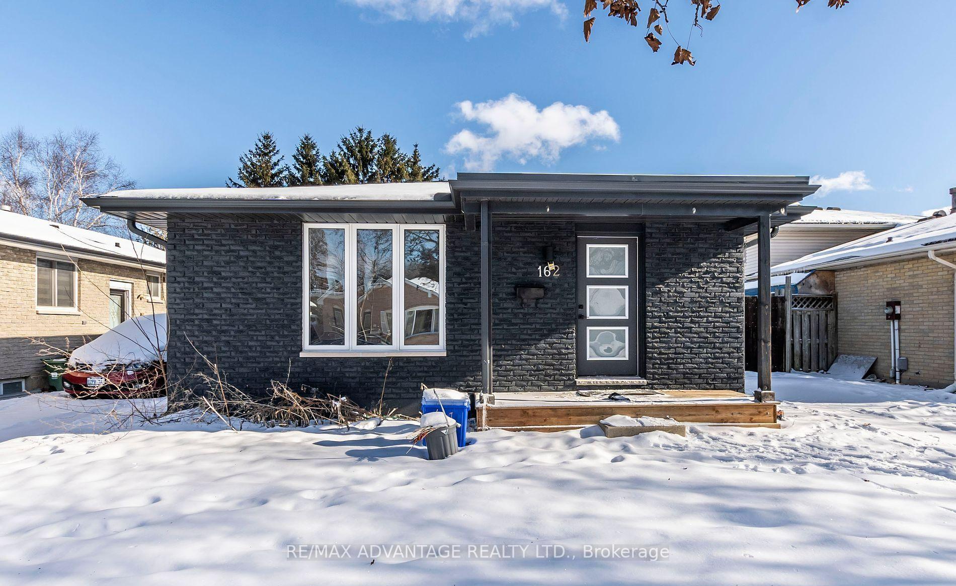 Front of Unit Main, 162 Speight Boulevard