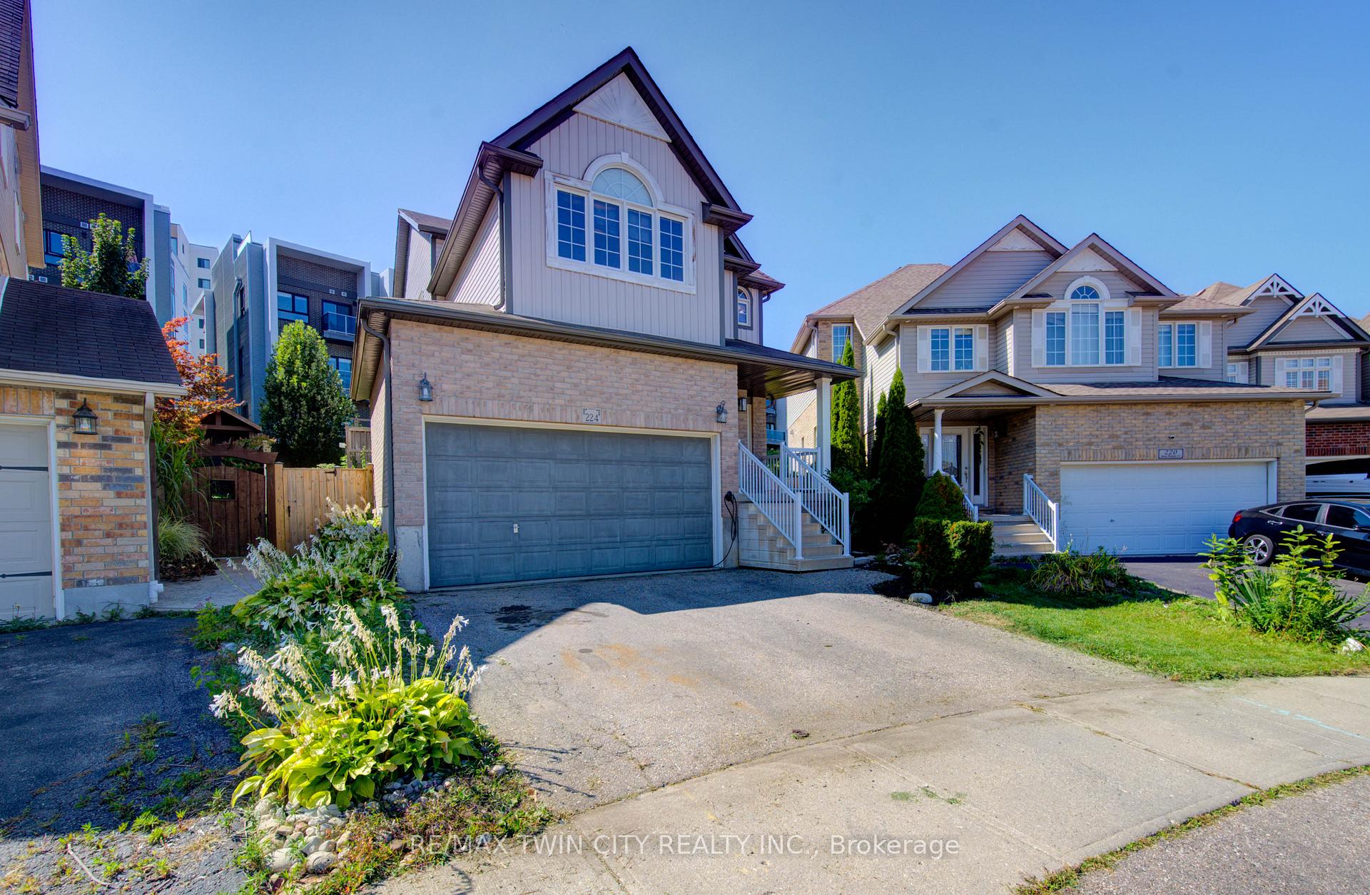 Photo 1 of 224 Sunny Meadow Court, Kitchener — HOMEH