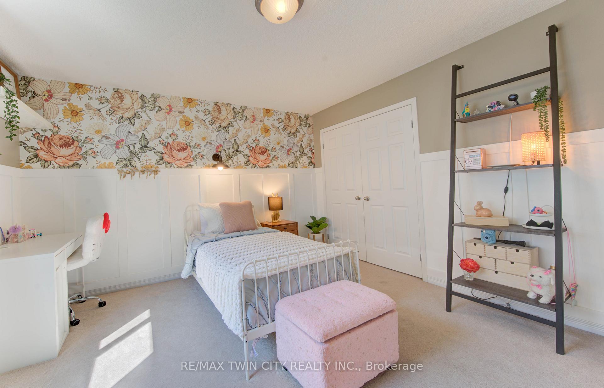 Photo 34 of 224 Sunny Meadow Court, Kitchener — HOMEH