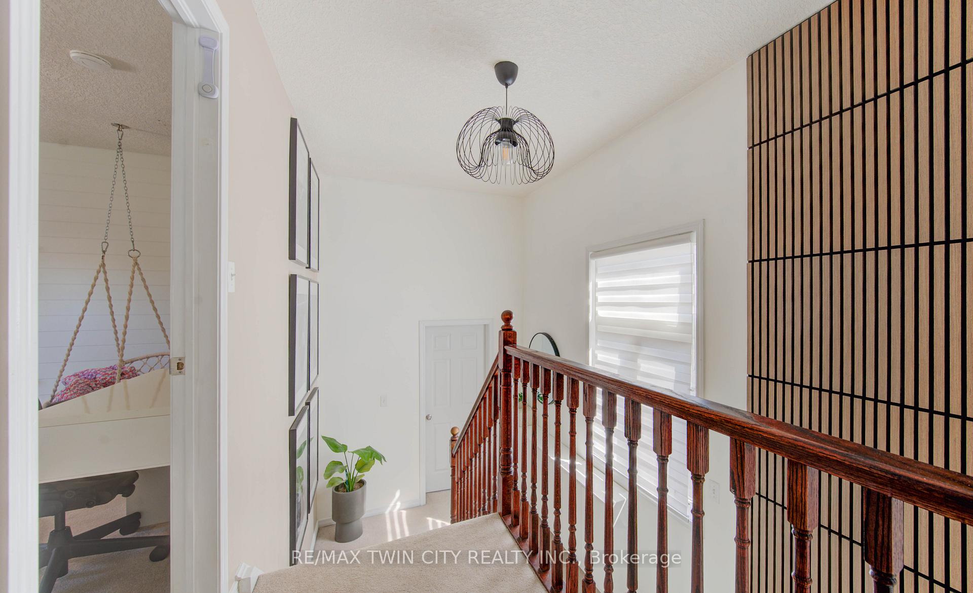 Photo 36 of 224 Sunny Meadow Court, Kitchener — HOMEH
