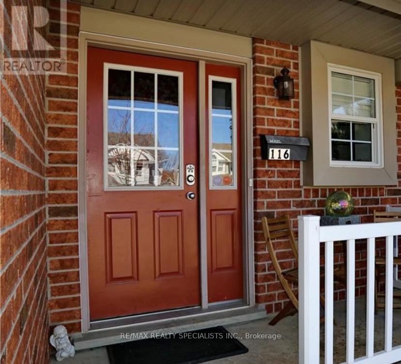 Photo 2 of 116 Veronica Drive, Kitchener — HOMEH