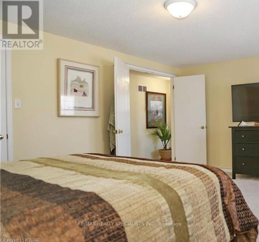 Photo 17 of 116 Veronica Drive, Kitchener — HOMEH